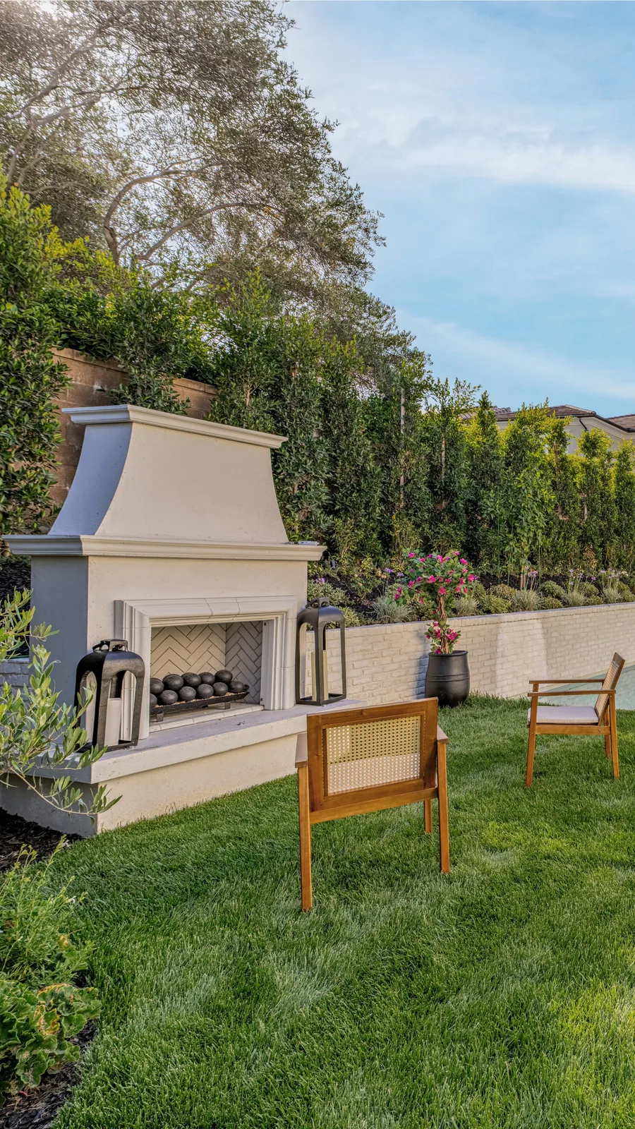 Luxury landscape design by Tong Design Associates