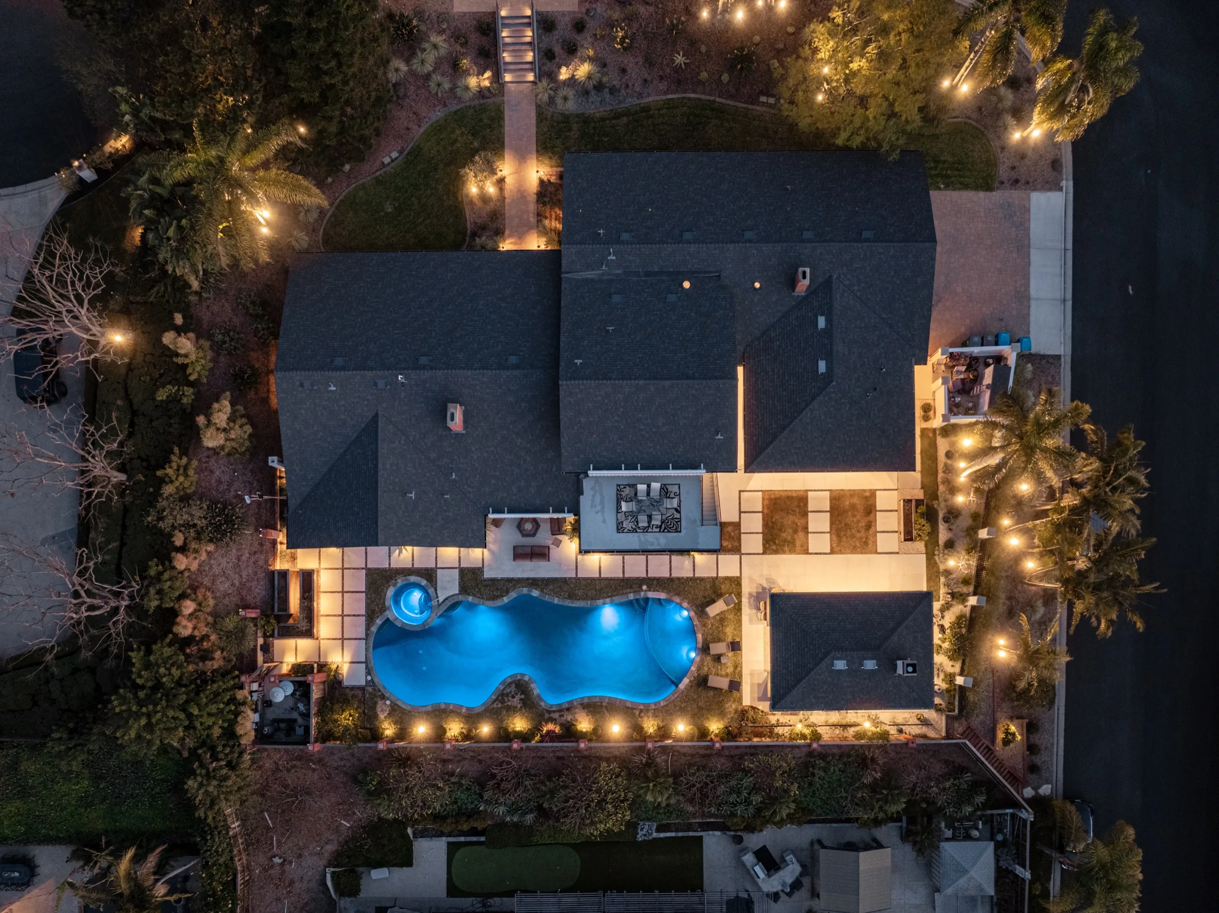 Leafwood Ln